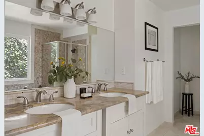 6221 Monterey Rd #205, Los Angeles, CA 90042 - Photo 14