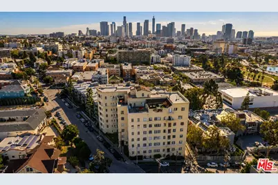 2430 Ocean View Ave, Los Angeles, CA 90057 - Photo 4