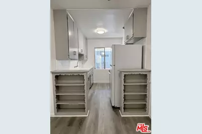 1010 N Stanley Ave #8, Los Angeles, CA 90046 - Photo 8