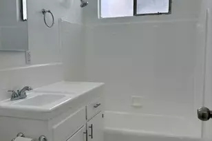 1010 N Stanley Ave, Los Angeles, CA 90046 - Photo 12