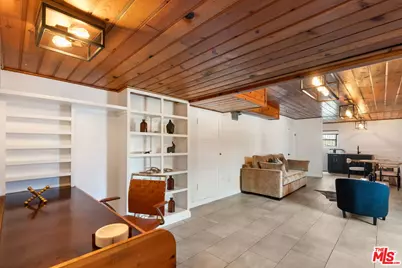 5853 S La Brea Ave, Los Angeles, CA 90056 - Photo 20