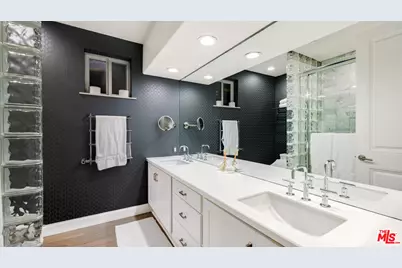 25252 Malibu Rd, Malibu, CA 90265 - Photo 50