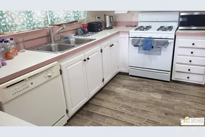 15300 Palm Dr #108, Desert Hot Springs, CA 92240 - Photo 6