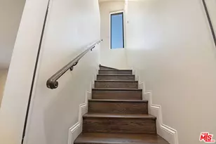 139 S Orange Dr, Los Angeles, CA 90036 - Photo 22