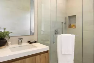 815 N Tigertail Rd, Los Angeles, CA 90049 - Photo 24