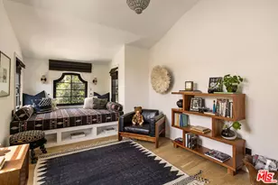 2168 Princeton Ave, Los Angeles, CA 90026 - Photo 24