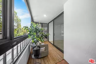4477 Wilshire Blvd, Los Angeles, CA 90010 - Photo 18
