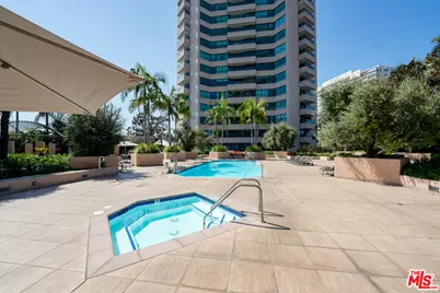 10490 Wilshire Blvd #1402, Los Angeles, CA 90024 - Photo 36