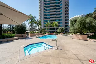 10490 Wilshire Blvd, Los Angeles, CA 90024 - Photo 36