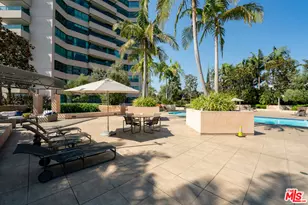 10490 Wilshire Blvd, Los Angeles, CA 90024 - Photo 40