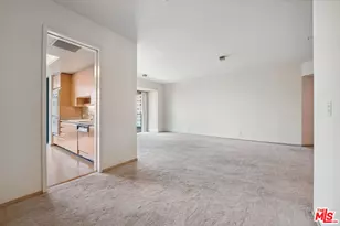 10490 Wilshire Blvd, Los Angeles, CA 90024 - Photo 10