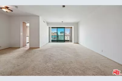 10490 Wilshire Blvd #1402, Los Angeles, CA 90024 - Photo 6