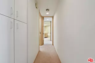 10490 Wilshire Blvd, Los Angeles, CA 90024 - Photo 12