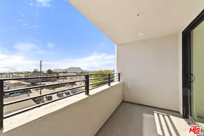 11013 Hartsook St #504, North Hollywood, CA 91601 - Photo 8