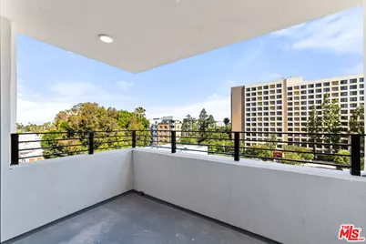 11013 Hartsook St #504, North Hollywood, CA 91601 - Photo 6