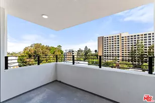 11013 Hartsook St, North Hollywood, CA 91601 - Photo 6