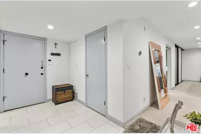 6752 Hillpark Dr #202, Los Angeles, CA 90068 - Photo 34