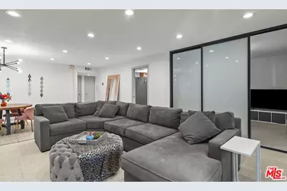 6752 Hillpark Dr #202, Los Angeles, CA 90068 - Photo 20