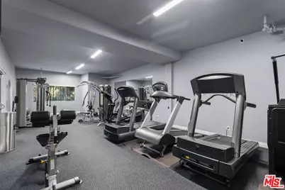 6752 Hillpark Dr #202, Los Angeles, CA 90068 - Photo 22