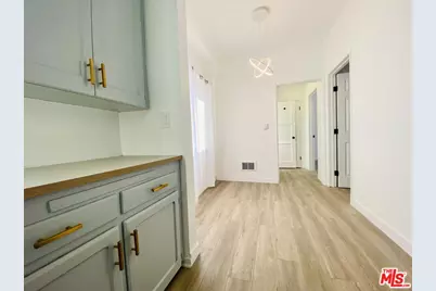 2200 S Normandie Ave, Los Angeles, CA 90007 - Photo 12