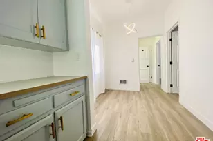 2200 S Normandie Ave, Los Angeles, CA 90007 - Photo 12