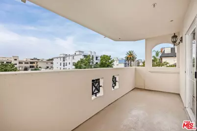 1948 Malcolm Ave #305, Los Angeles, CA 90025 - Photo 2