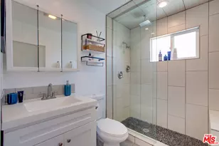 403 Brooks Ave, Venice, CA 90291 - Photo 40