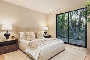12026 Benmore Terrace, Los Angeles, CA 90049 - Photo 32