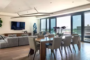 8420 W Sunset Blvd, West Hollywood, CA 90069 - Photo 2