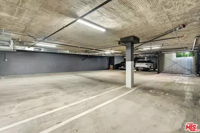 652 Huntley Dr #102, West Hollywood, CA 90069 - Photo 40