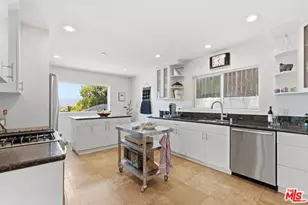 11776 Laurelcrest Dr, Studio City, CA 91604 - Photo 6