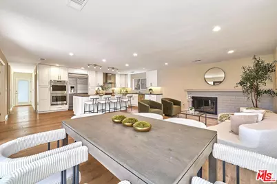 12041 Weatherby Rd, Los Alamitos, CA 90720 - Photo 6