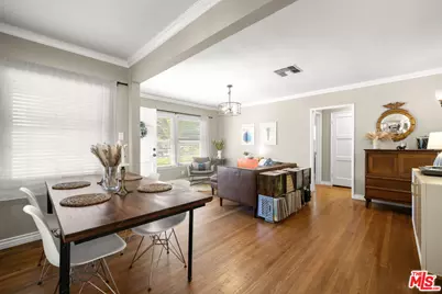 17031 Enadia Way, Lake Balboa, CA 91406 - Photo 4