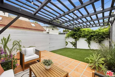 911 Superba Ave, Venice, CA 90291 - Photo 12