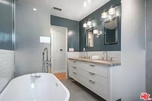 3558 S Muirfield Rd, Los Angeles, CA 90016 - Photo 18