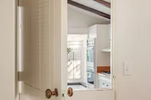 756 Kingman Ave, Santa Monica, CA 90402 - Photo 40