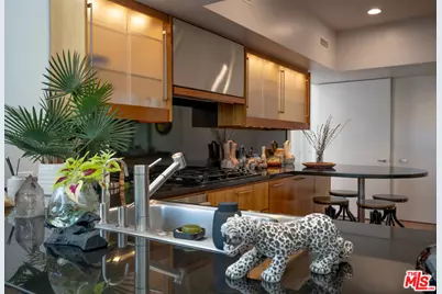 30047 Mulholland Hwy, Agoura Hills, CA 91301 - Photo 16