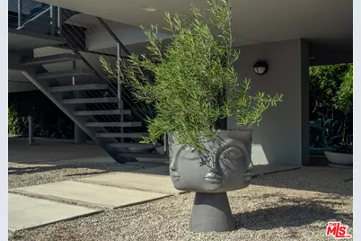 30047 Mulholland Hwy, Agoura Hills, CA 91301 - Photo 26