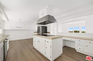 1680 Alta Mura Rd, Pacific Palisades, CA 90272 - Photo 26