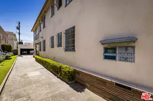 215 S Tower Dr, Beverly Hills, CA 90211 - Photo 32