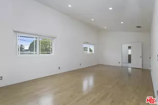 10741 Stagg St, Los Angeles, CA 91352 - Photo 34