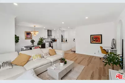 1222 N Olive Dr #201, West Hollywood, CA 90069 - Photo 8