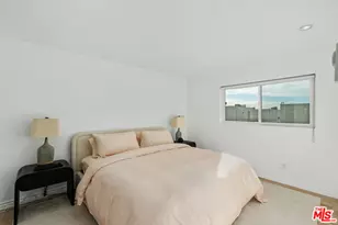 1222 N Olive Dr, West Hollywood, CA 90069 - Photo 14