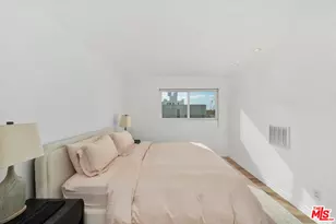 1222 N Olive Dr, West Hollywood, CA 90069 - Photo 18