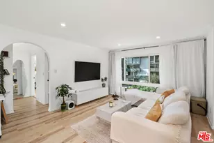 1222 N Olive Dr, West Hollywood, CA 90069 - Photo 10