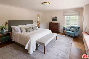214 S Van Ness Ave, Los Angeles, CA 90004 - Photo 14