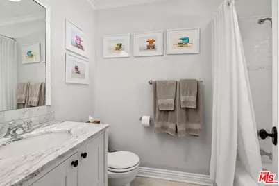 832 15th St #4, Santa Monica, CA 90403 - Photo 30