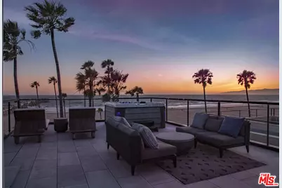 3011 Ocean Front Walk, Venice, CA 90291 - Photo 4