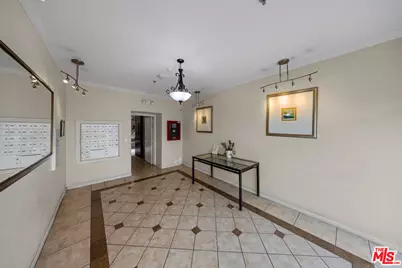 3401 S Bentley Ave #301, Los Angeles, CA 90034 - Photo 26