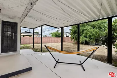 13063 Louvre St, Pacoima, CA 91331 - Photo 16